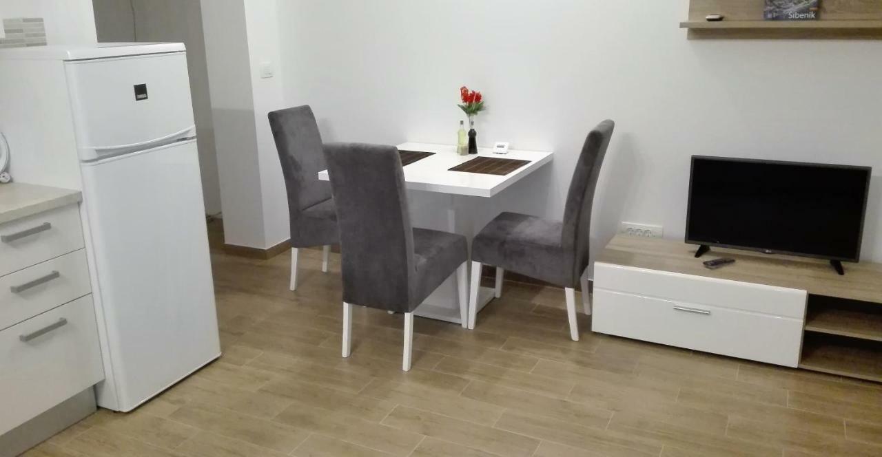 Sibenska Oaza Appartement Šibenik Buitenkant foto