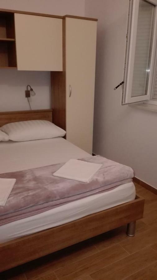 Sibenska Oaza Appartement Šibenik Buitenkant foto